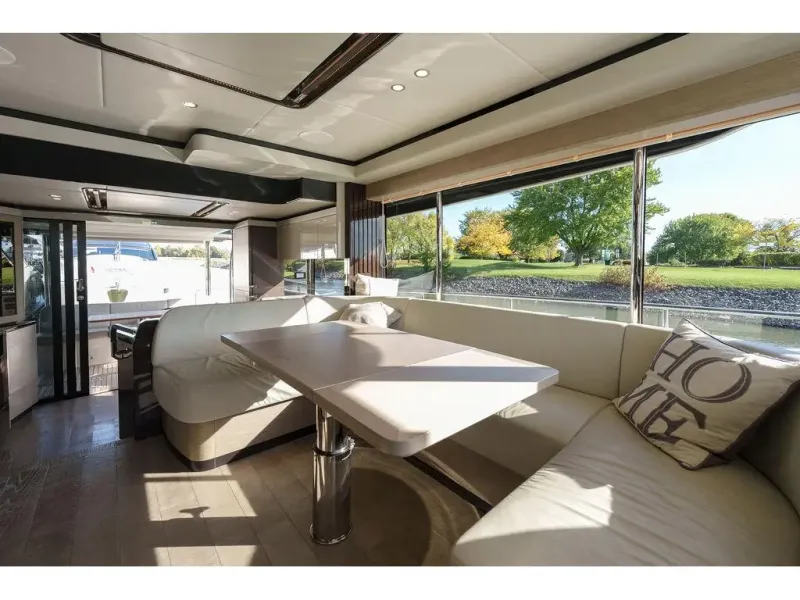 Slide: The Image of Absolute NAVETTA 52 2022 - 28