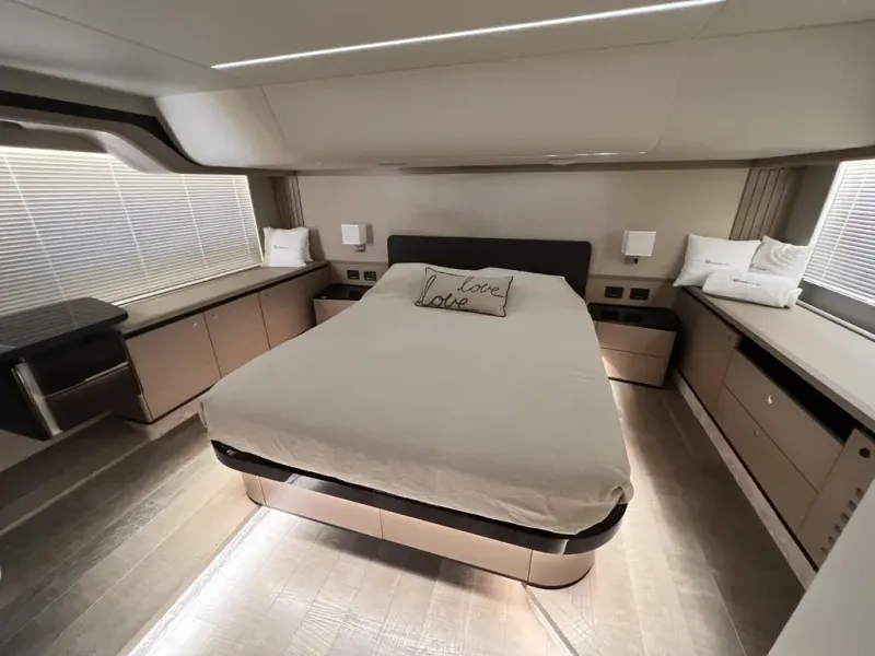 Slide: The Image of Absolute NAVETTA 52 2022 - 38