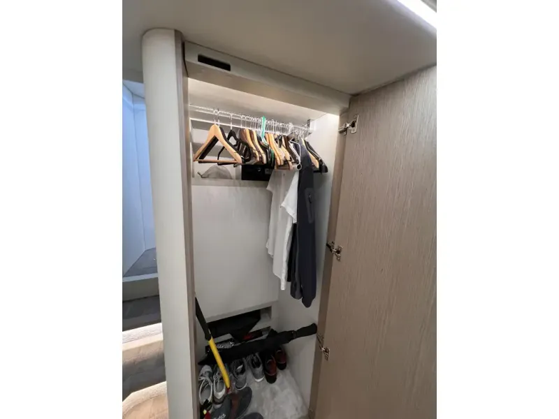 Slide: The Image of Absolute NAVETTA 52 2022 - 44