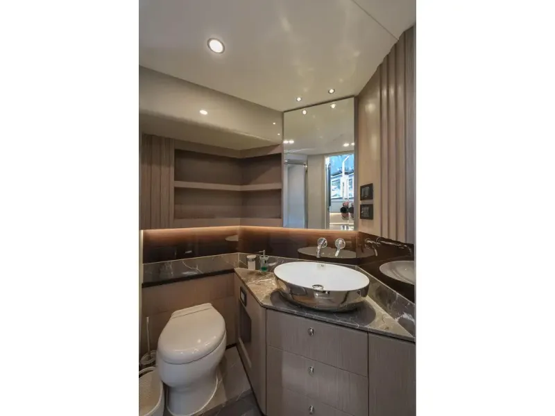 Slide: The Image of Absolute NAVETTA 52 2022 - 45