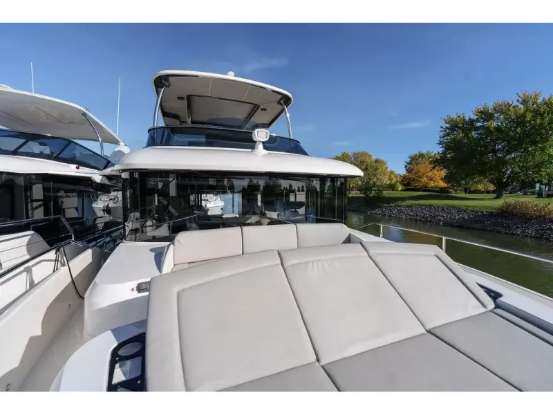 Slide: The Image of Absolute NAVETTA 52 2022 - 48