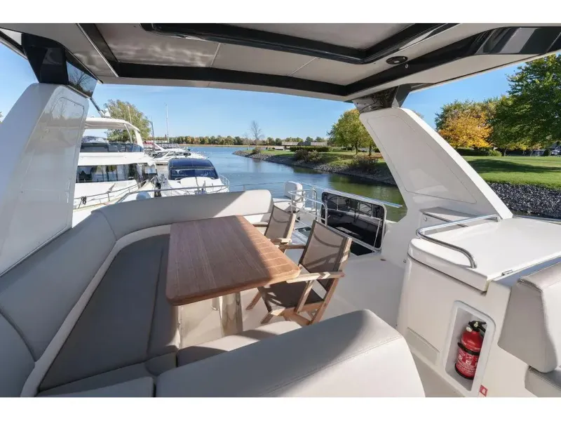 Slide: The Image of Absolute NAVETTA 52 2022 - 55