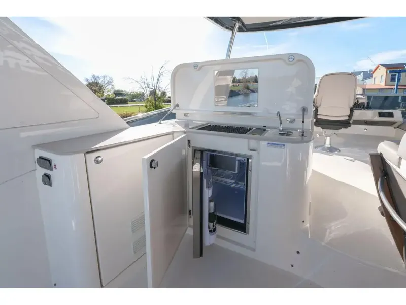 Slide: The Image of Absolute NAVETTA 52 2022 - 58