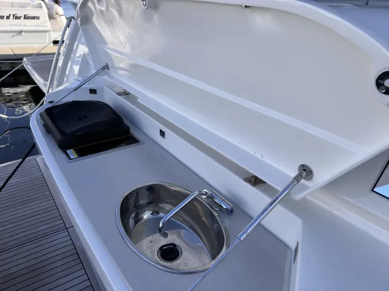 Slide: The Image of Absolute NAVETTA 52 2022 - 59