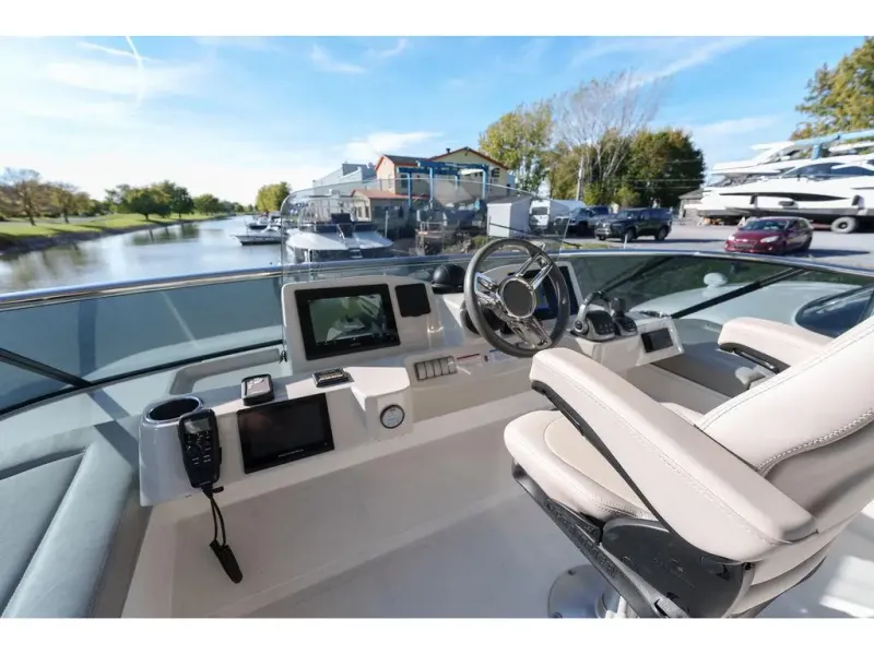 Slide: The Image of Absolute NAVETTA 52 2022 - 62