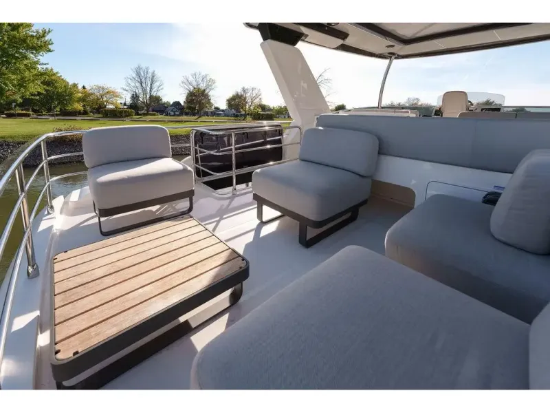 Slide: The Image of Absolute NAVETTA 52 2022 - 65