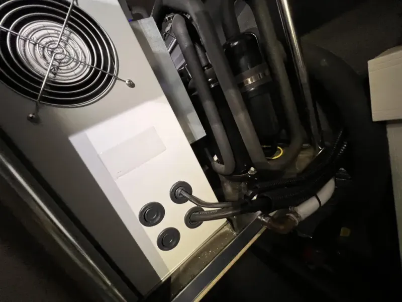 Slide: The Image of Absolute NAVETTA 52 2022 - 72