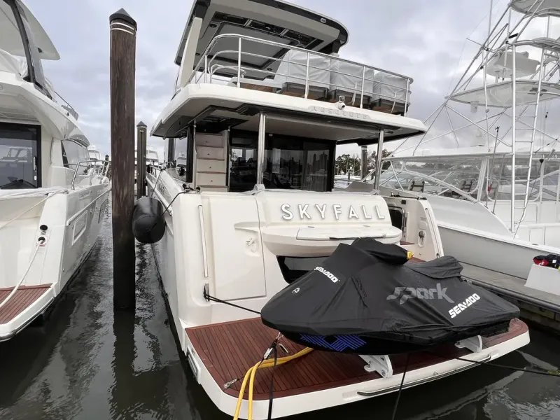 Slide: The Image of Absolute NAVETTA 52 2022 - 83