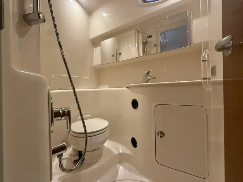 Slide: The Image of Sea Ray 360 SUNDANCER 2004 - 48