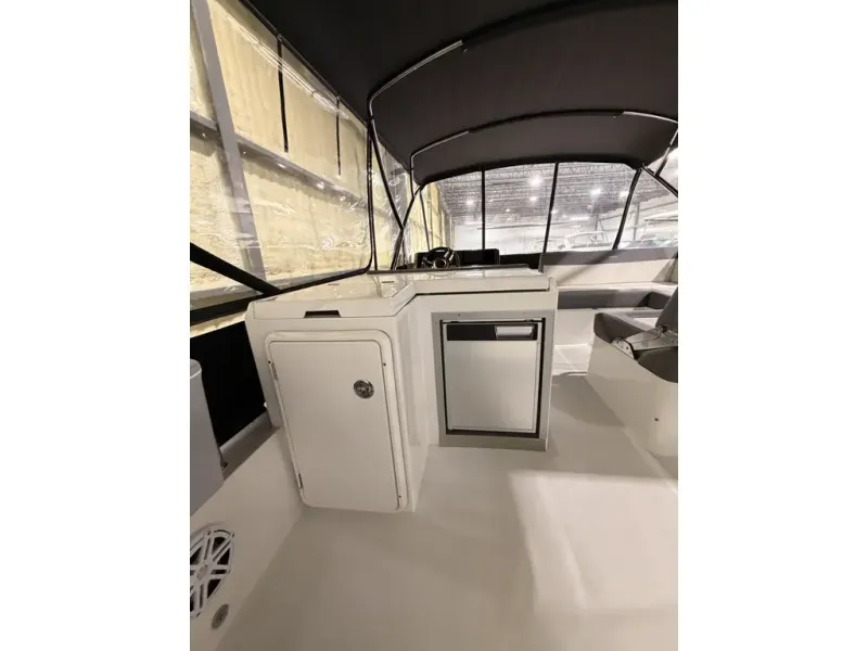 Slide: The Image of Galeon 500 FLY 2022 - 29