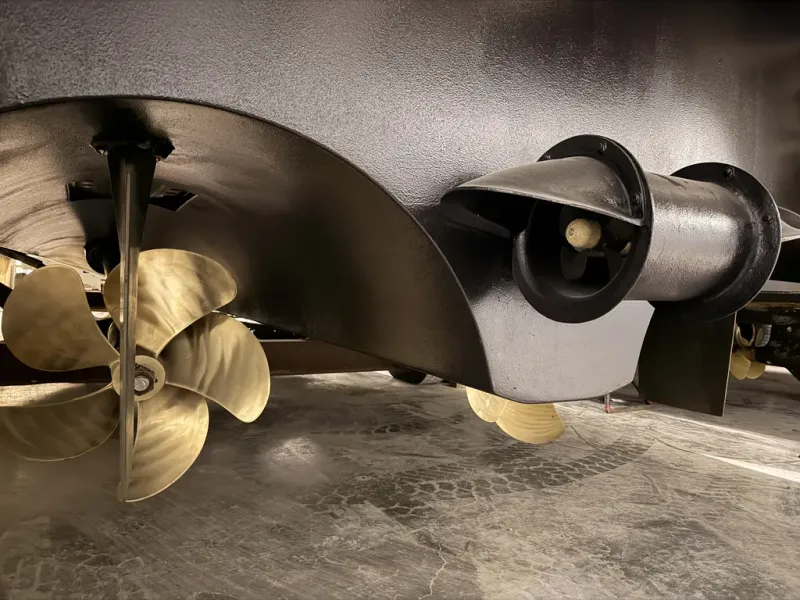 Slide: The Image of Galeon 500 FLY 2023 - 3