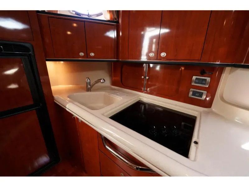 Slide: The Image of Sea Ray 460 DA 2004 - 30