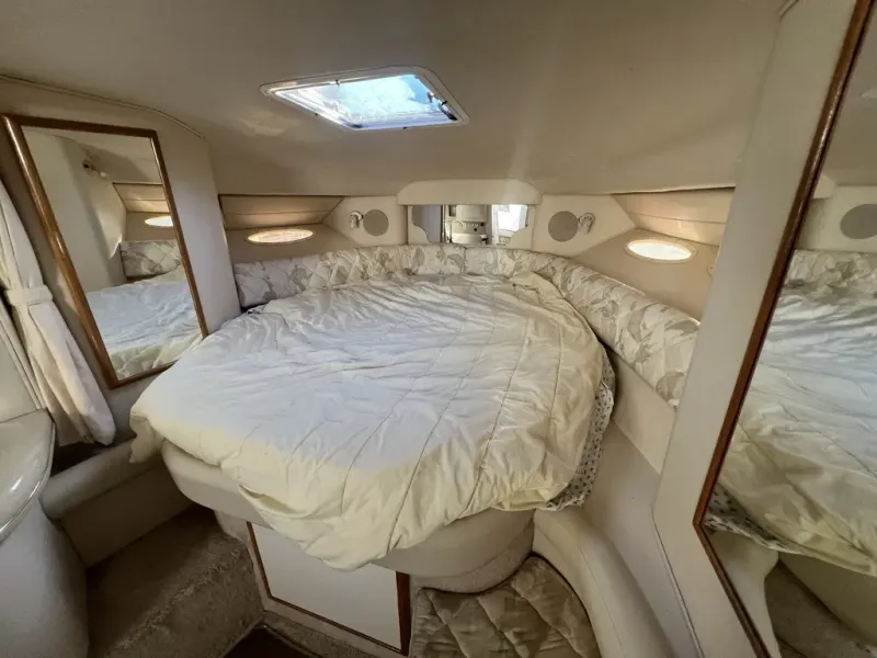 Slide: The Image of Sea Ray Sundancer 340 1999 - 18