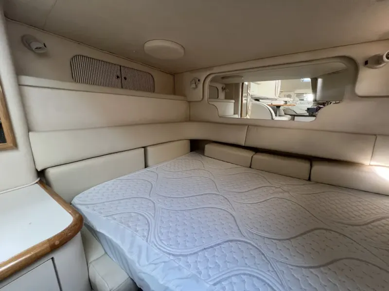Slide: The Image of Sea Ray Sundancer 340 1999 - 28