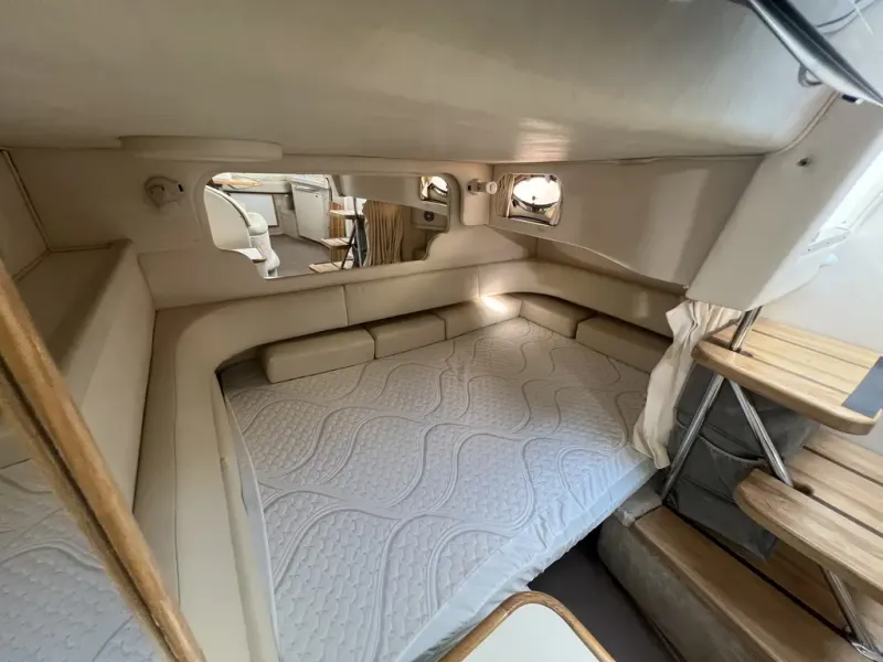 Slide: The Image of Sea Ray Sundancer 340 1999 - 29