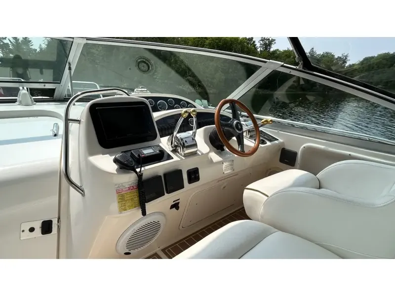 Slide: The Image of Sea Ray Sundancer 340 1999 - 5