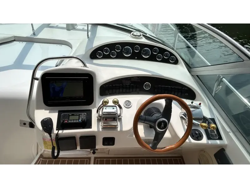 Slide: The Image of Sea Ray Sundancer 340 1999 - 7