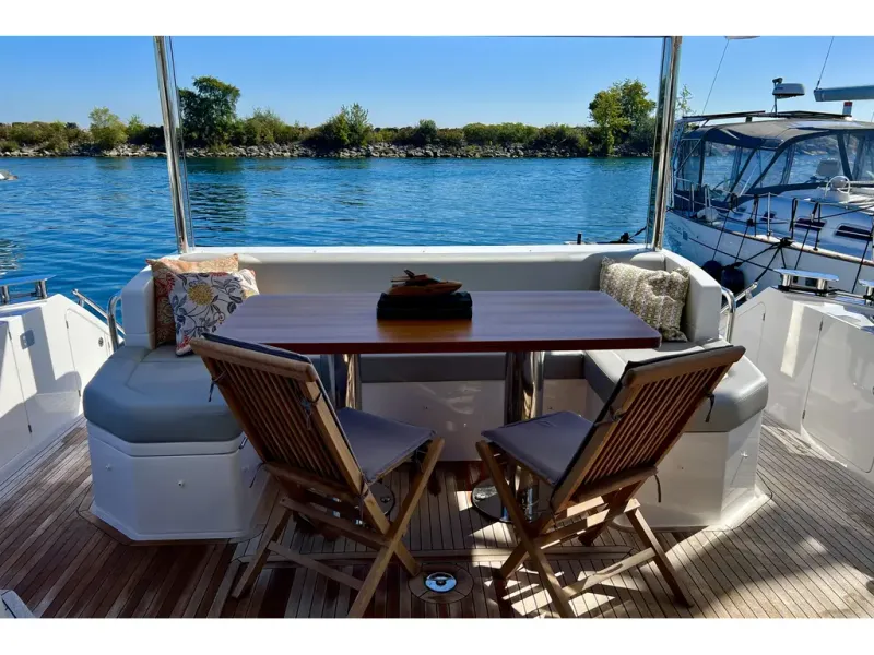 Slide: The Image of Azimut FLY 60 2024 - 26