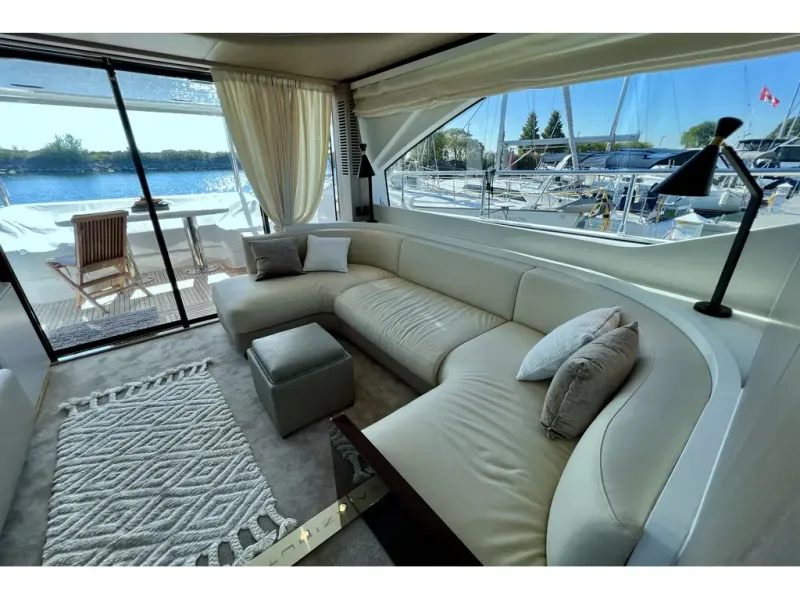 Slide: The Image of Azimut FLY 60 2024 - 32