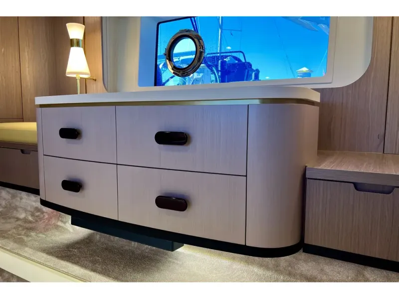 Slide: The Image of Azimut FLY 60 2024 - 55