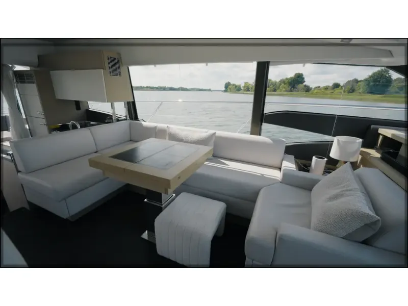 Slide: The Image of Prestige Yachts 520S 2018 - 21