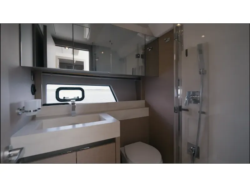 Slide: The Image of Prestige Yachts 520S 2018 - 32