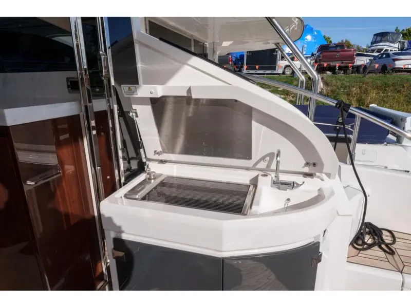 Slide: The Image of Fairline Targa 50 2023 - 12