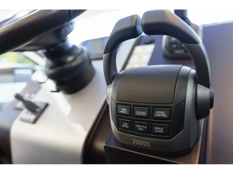 Slide: The Image of Fairline Targa 50 2023 - 33