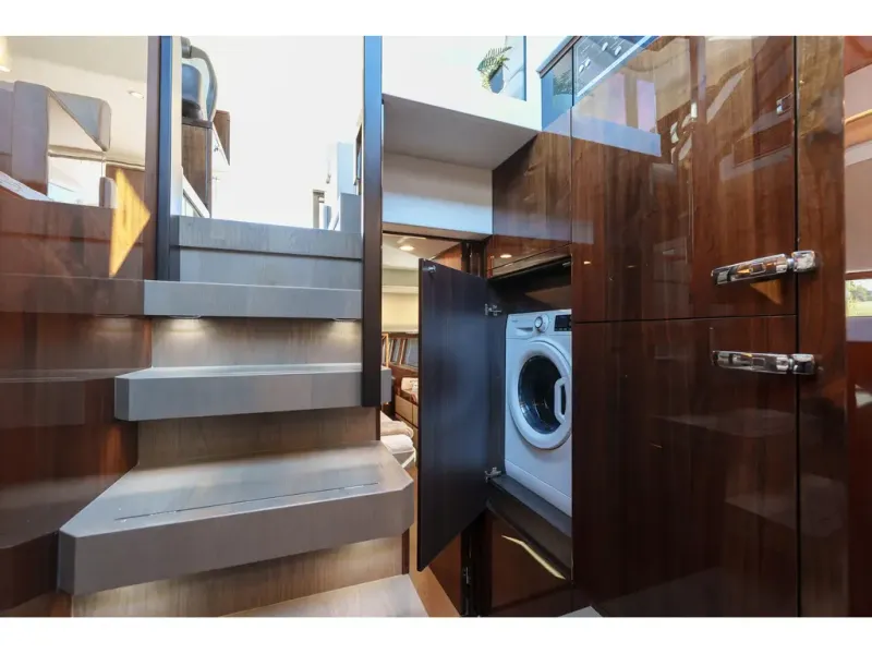 Slide: The Image of Fairline Targa 50 2023 - 40