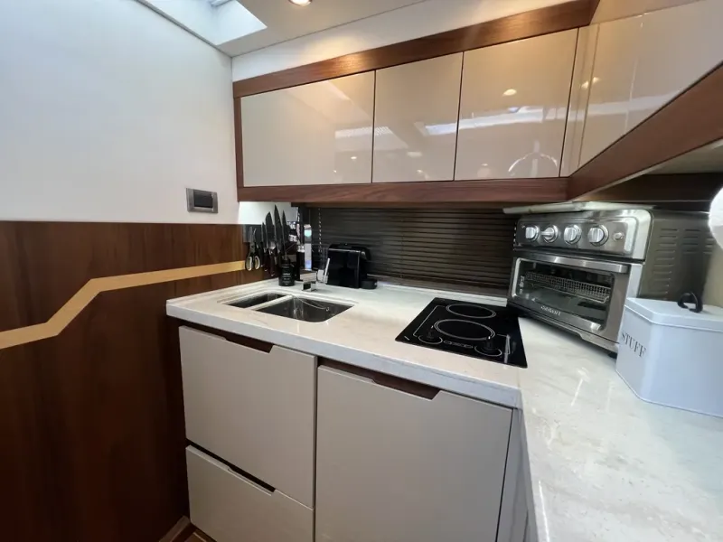 Slide: The Image of Galeon 405 HTS 2016 - 17