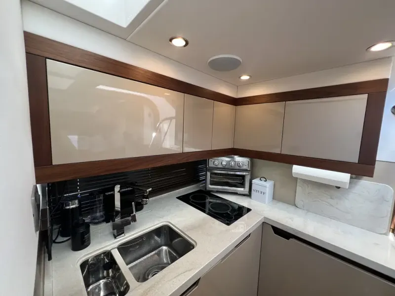 Slide: The Image of Galeon 405 HTS 2016 - 18