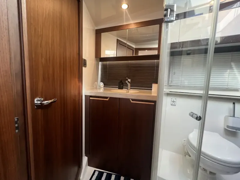 Slide: The Image of Galeon 405 HTS 2016 - 22