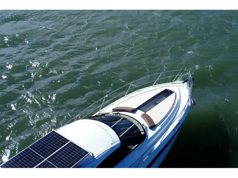 Slide: The Image of Galeon 405 HTS 2016 - 4