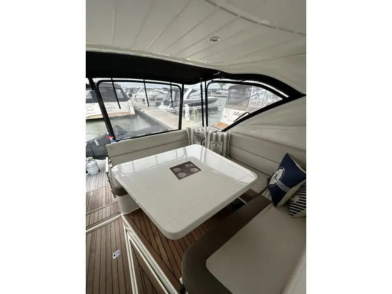 Slide: The Image of Galeon 405 HTS 2016 - 6