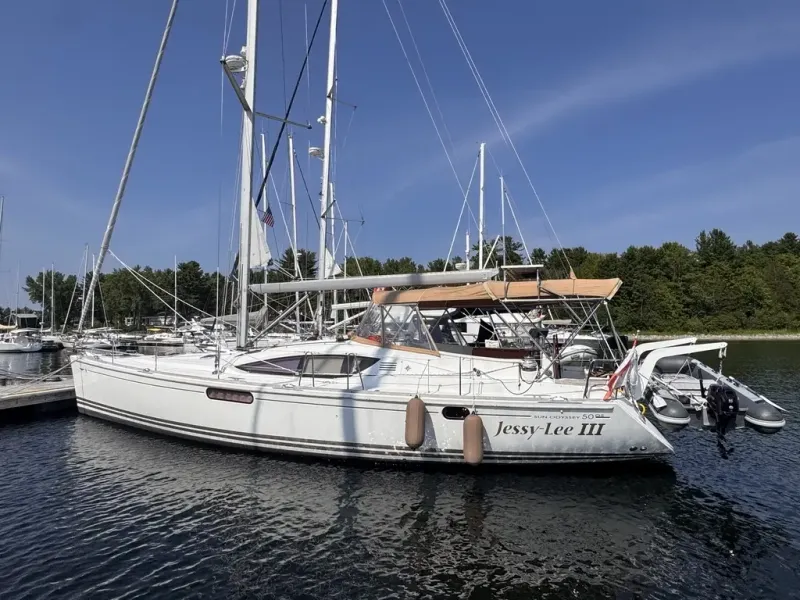 The Image of Jeanneau 50 Deck Saloon 2011 - 0