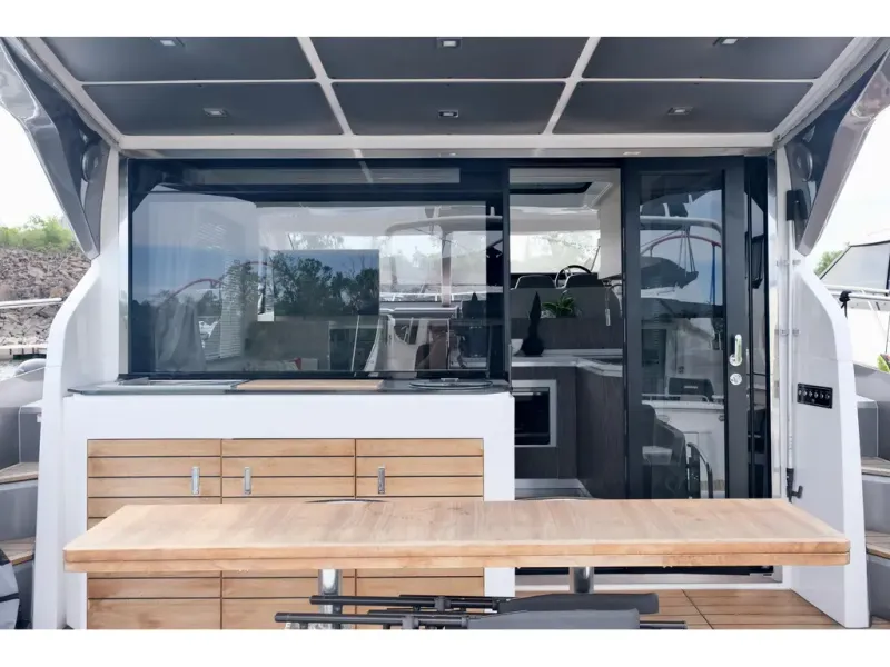 Slide: The Image of Sessa Coupe 47 2022 - 2