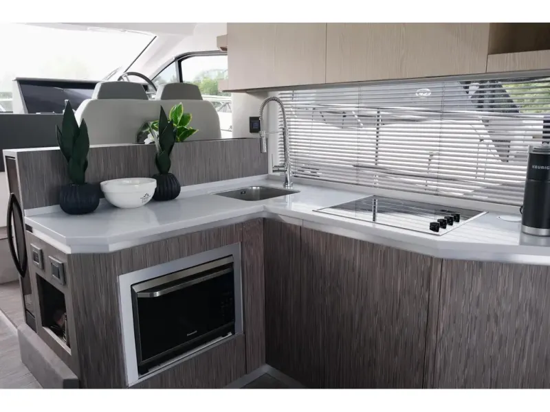 Slide: The Image of Sessa Coupe 47 2022 - 24