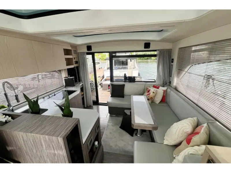 Slide: The Image of Sessa Coupe 47 2022 - 53