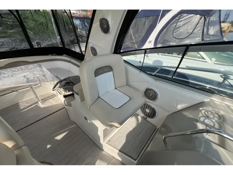 Slide: The Image of Sea Ray 370 SUNDANCER 2012 - 14