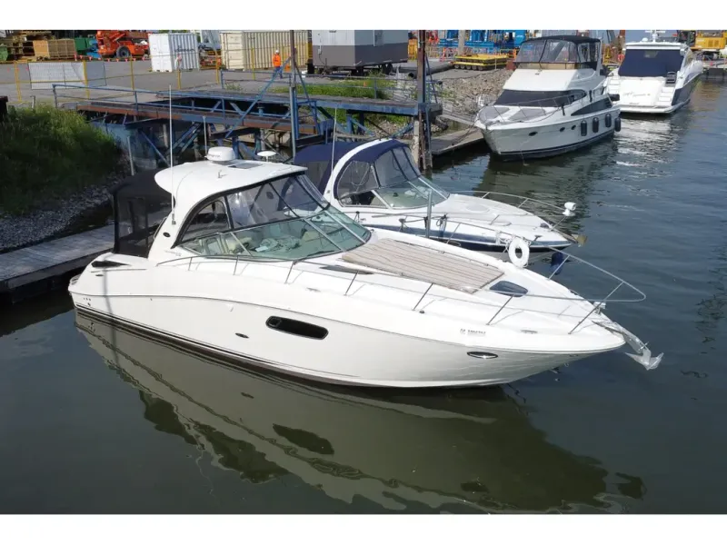 Slide: The Image of Sea Ray 370 SUNDANCER 2012 - 3