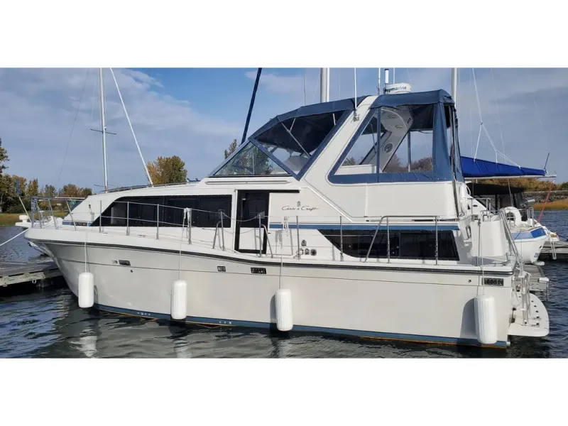 Slide: The Image of Chris-Craft Catalina 381 1989 - 3