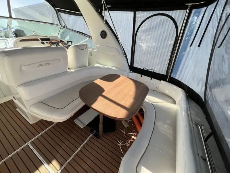 Slide: The Image of Sea Ray SUNDANCER 310 1999 - 10