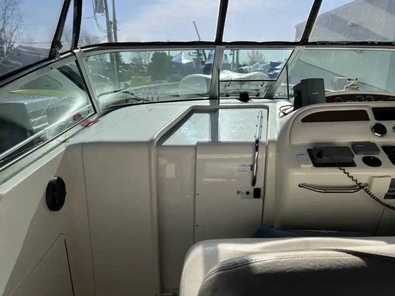 Slide: The Image of Sea Ray SUNDANCER 310 1999 - 21