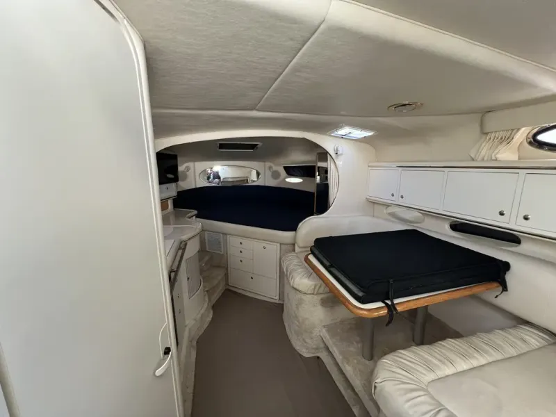 Slide: The Image of Sea Ray SUNDANCER 310 1999 - 22