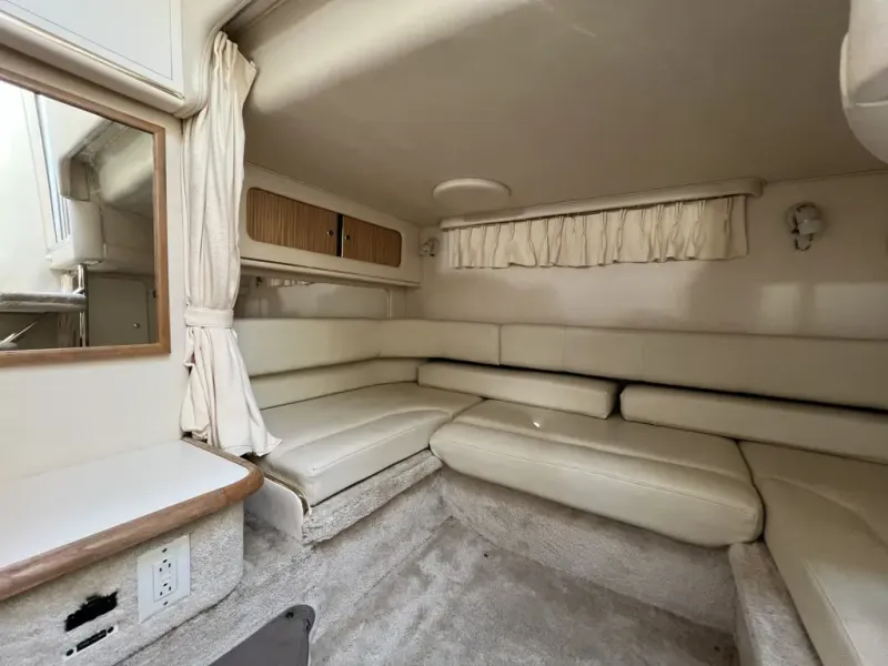 Slide: The Image of Sea Ray SUNDANCER 310 1999 - 32