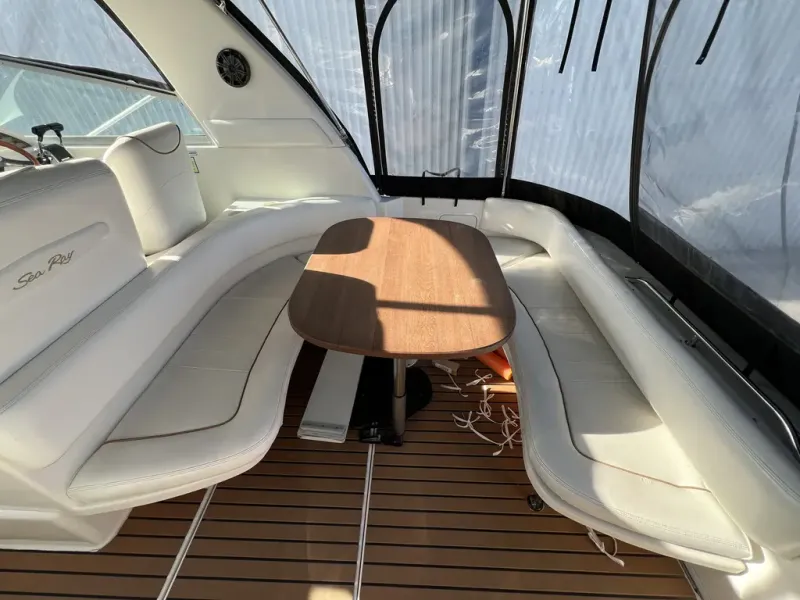 Slide: The Image of Sea Ray SUNDANCER 310 1999 - 9
