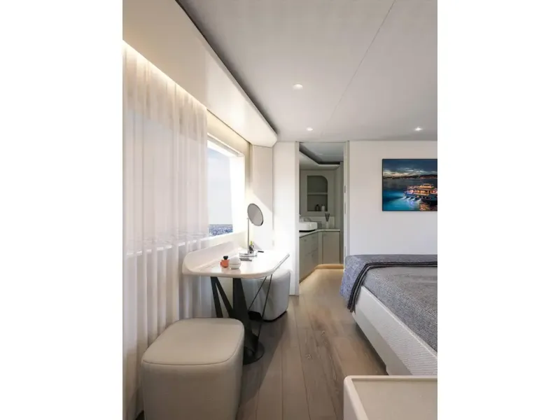 Slide: The Image of Absolute NAVETTA 62 2026 - 15