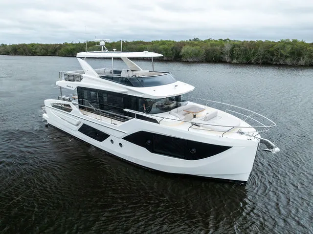 Slide: The Image of Absolute NAVETTA 62 2026 - 24