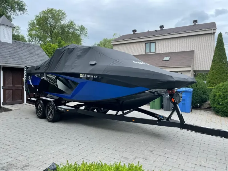 Slide: The Image of Tige Boats RZX3 2017 - 6