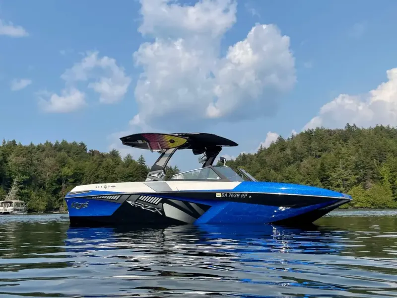 Slide: The Image of Tige Boats RZX3 2017 - 7